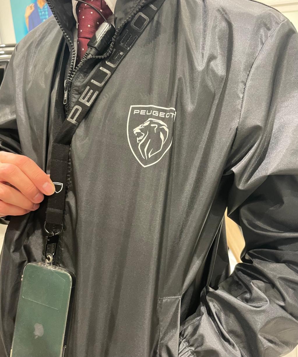 ★NEW　プジョーグッズの紹介★